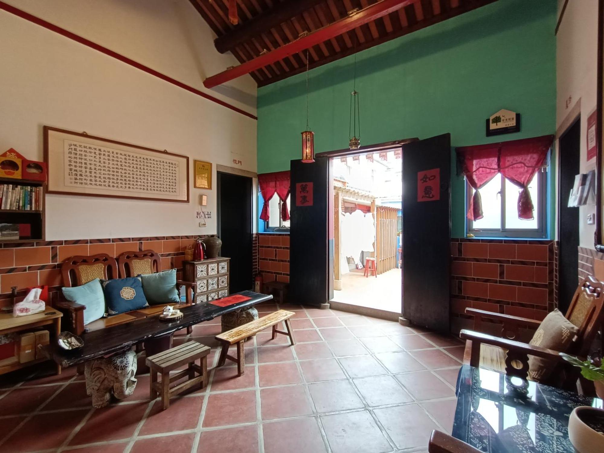 模範人家-包棟-彼岸市區館 Jincheng Buitenkant foto